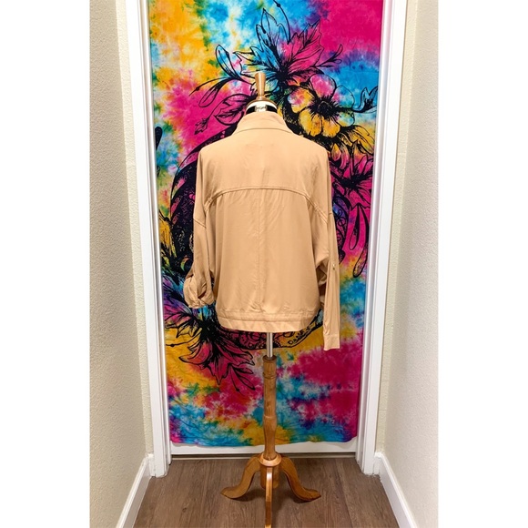 π Beautiful summer jacket - Picture 5 of 11